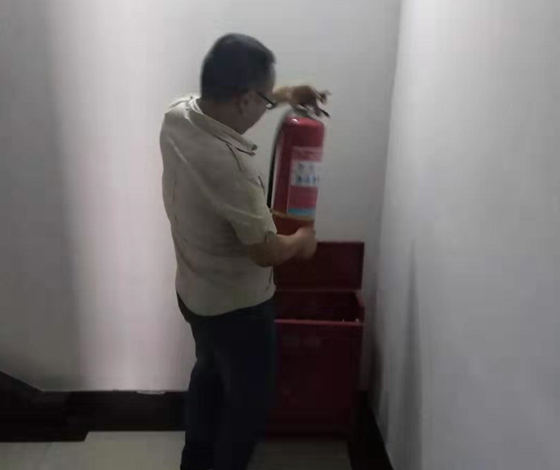 二氧化碳灭火器简介及保养维护