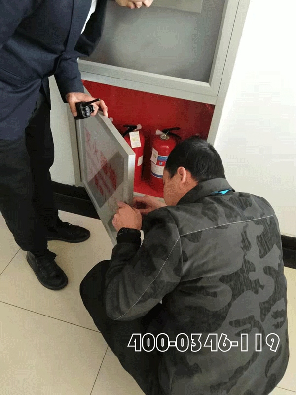 灭火器氮气充装时瓶体原压是否需要放掉？